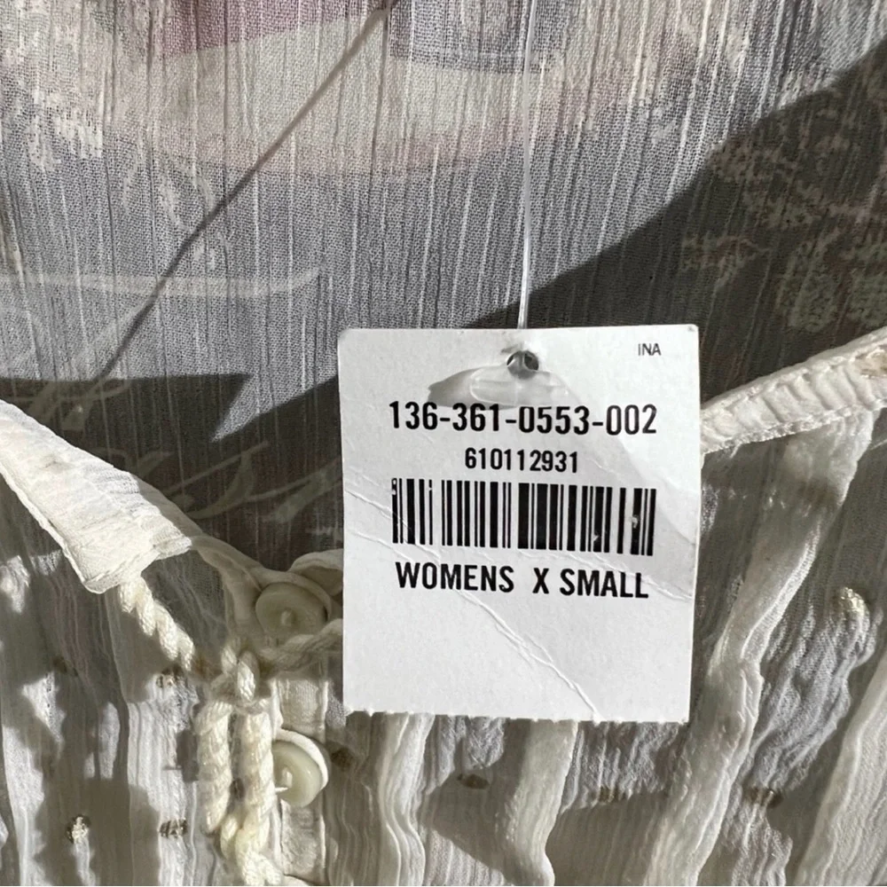 Zara Beige Floral Blouse with Button Detail - Picture 5 of 8